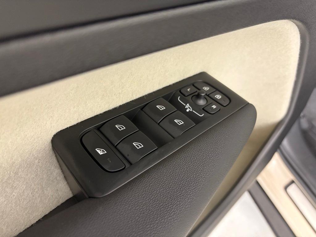 new 2026 Volvo XC40 car, priced at $45,970