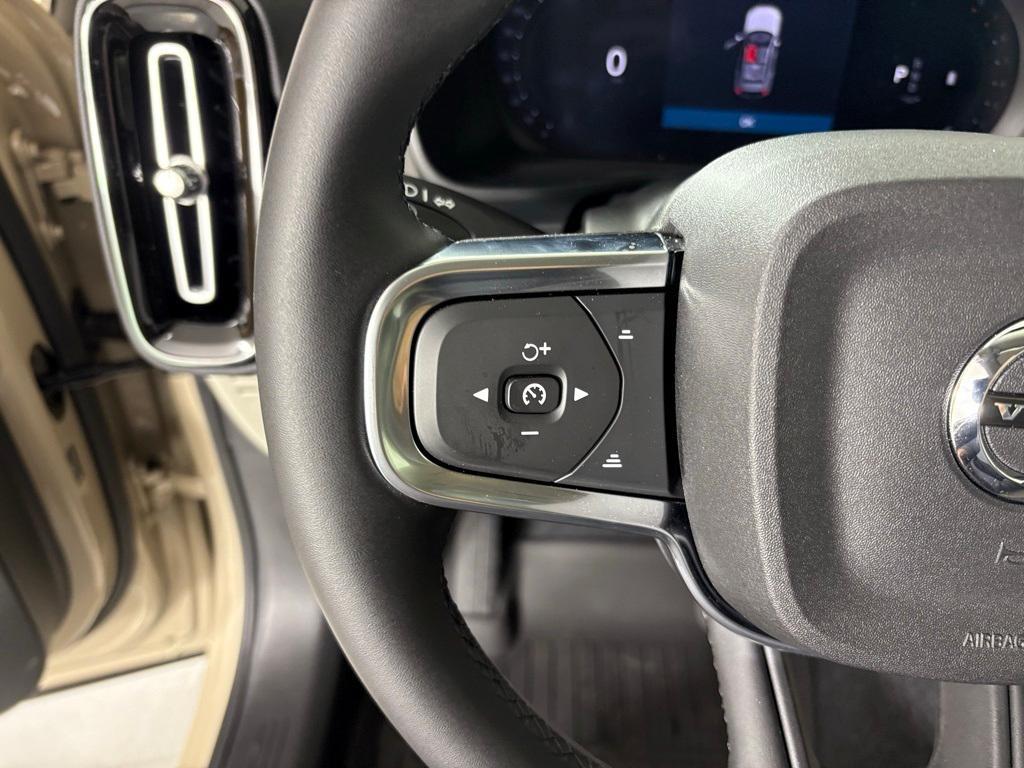 new 2026 Volvo XC40 car, priced at $45,970