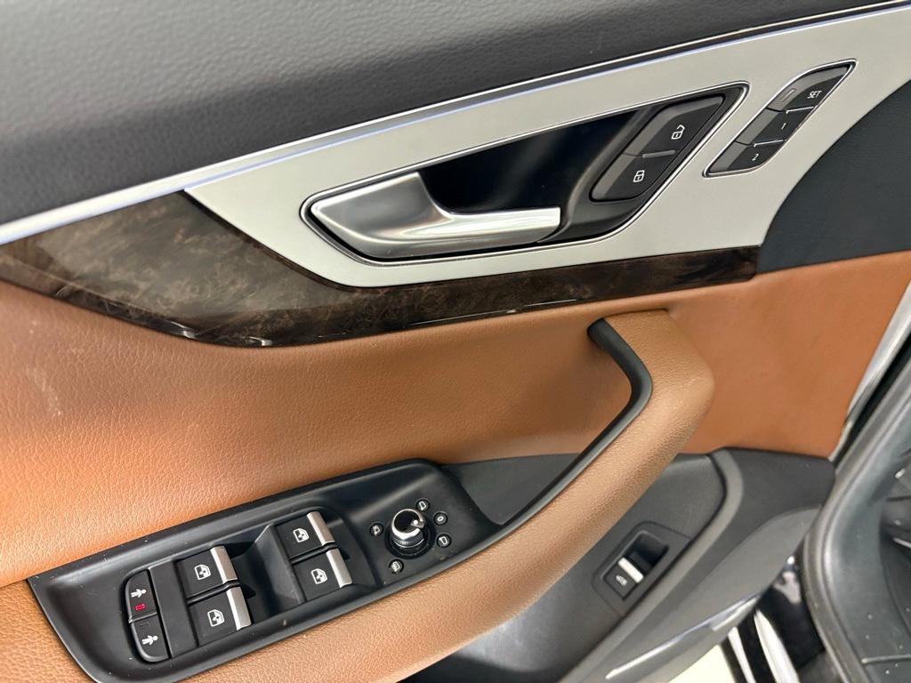 used 2019 Audi Q7 car, priced at $19,500