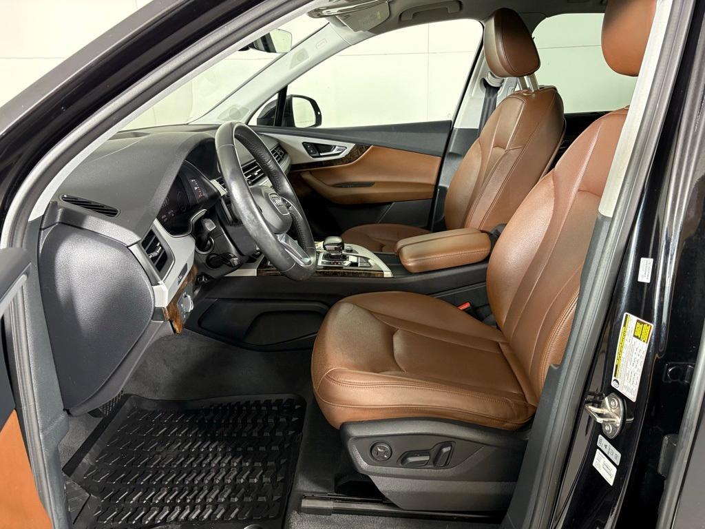 used 2019 Audi Q7 car, priced at $19,500