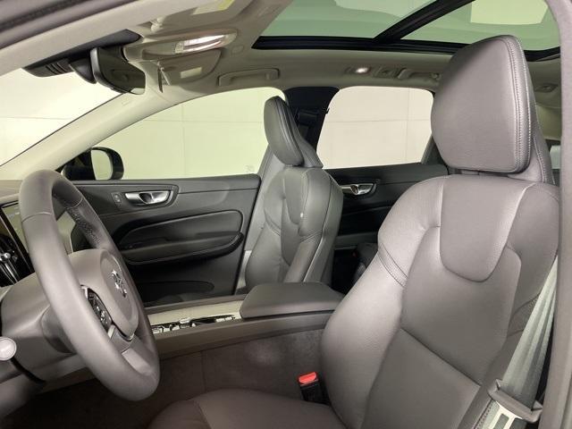 new 2025 Volvo XC60 car, priced at $52,360