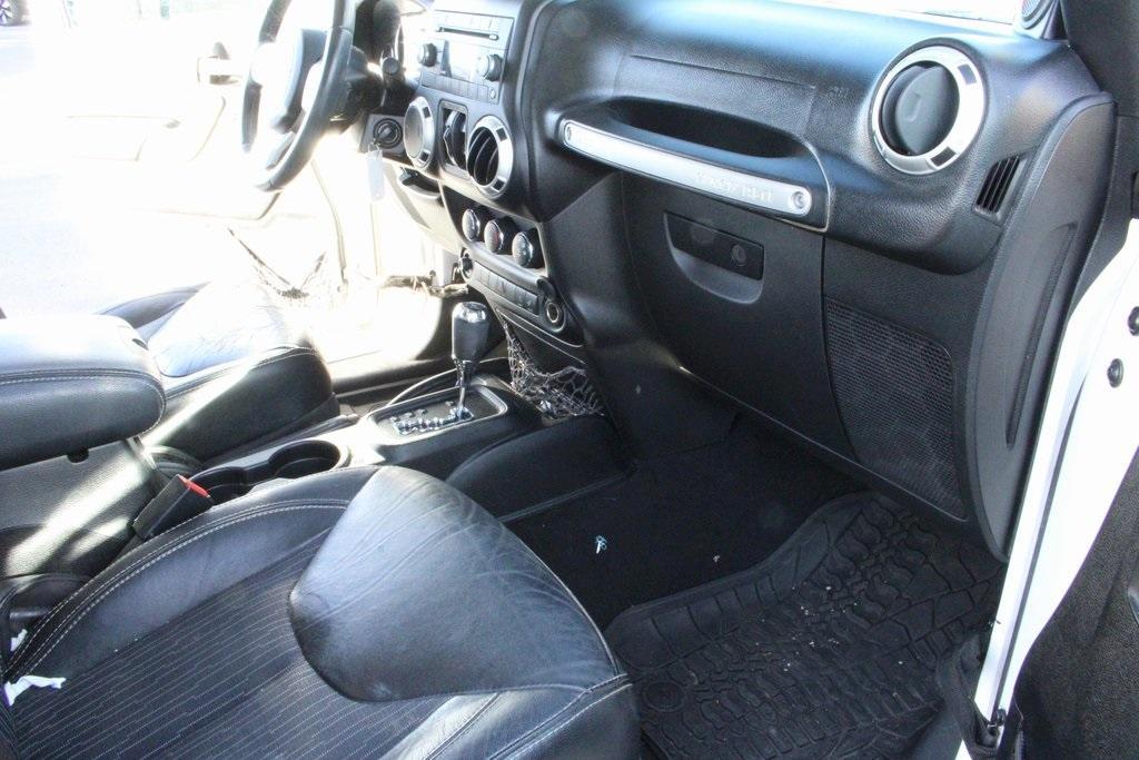 used 2014 Jeep Wrangler Unlimited car, priced at $17,000