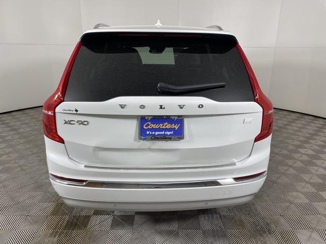 used 2022 Volvo XC90 Recharge Plug-In Hybrid car, priced at $48,000