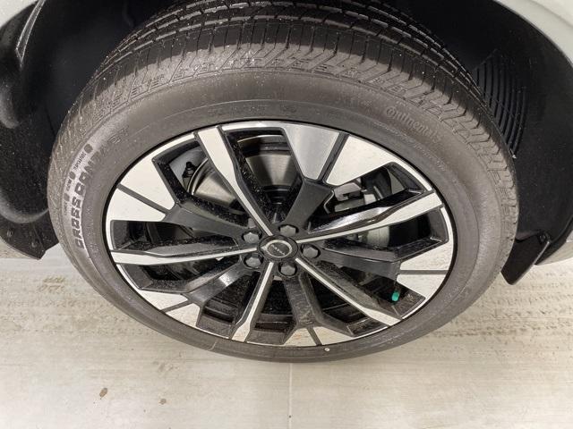 new 2026 Volvo XC60 car, priced at $56,000