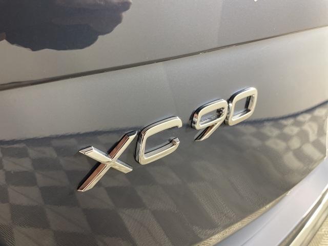 new 2025 Volvo XC90 Plug-In Hybrid car, priced at $78,595