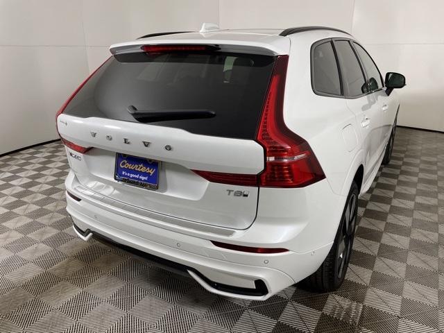 new 2025 Volvo XC60 Plug-In Hybrid car, priced at $63,485