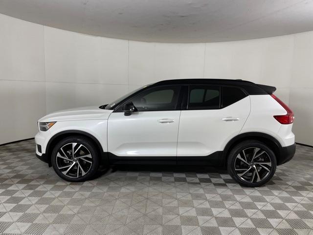 used 2021 Volvo XC40 car, priced at $33,500
