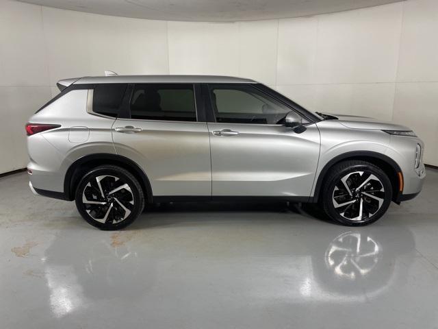 used 2024 Mitsubishi Outlander car, priced at $23,500