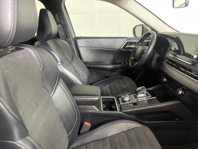 used 2024 Mitsubishi Outlander car, priced at $23,500