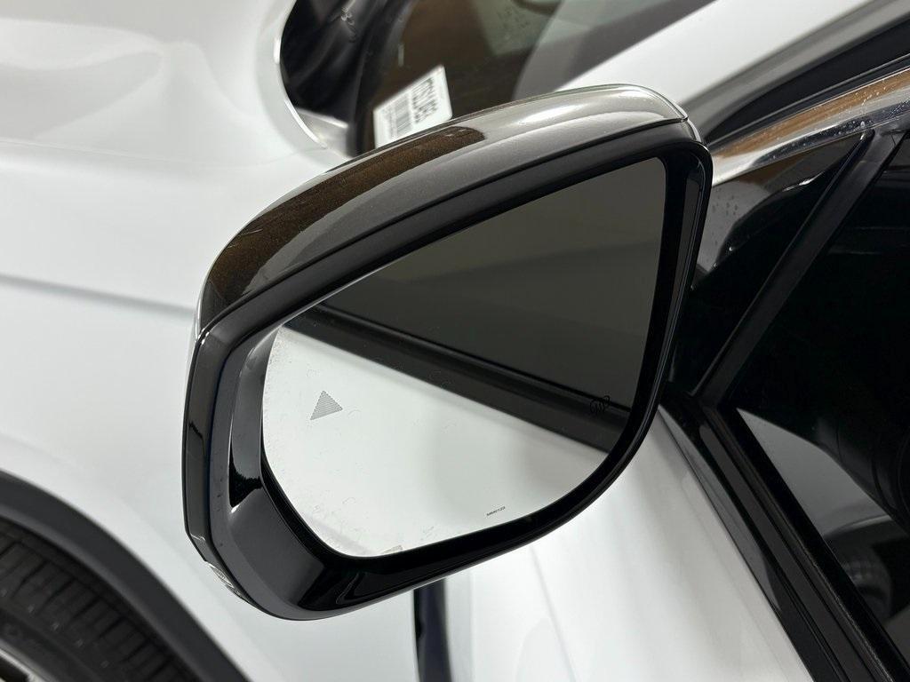 used 2023 Jeep Grand Cherokee L car, priced at $32,000