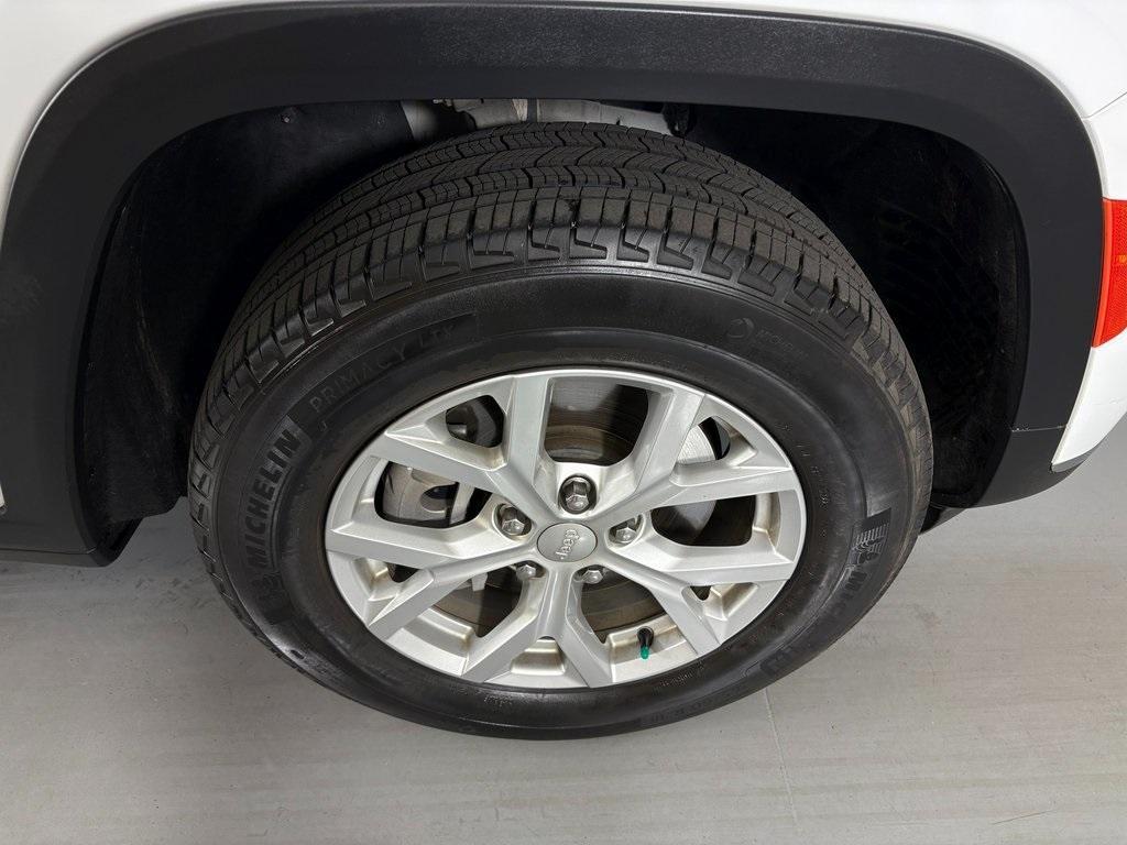 used 2023 Jeep Grand Cherokee L car, priced at $32,000