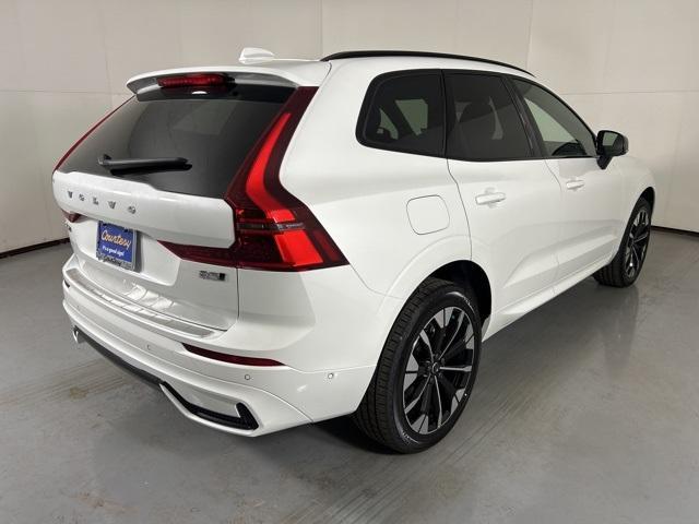 new 2026 Volvo XC60 car, priced at $54,985
