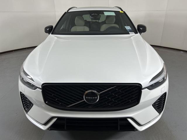 new 2026 Volvo XC60 car, priced at $54,985