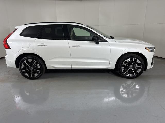 new 2026 Volvo XC60 car, priced at $54,985