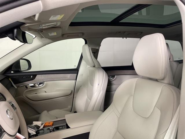 new 2026 Volvo XC90 car, priced at $72,155