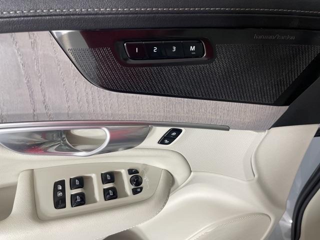 new 2026 Volvo XC90 car, priced at $72,155