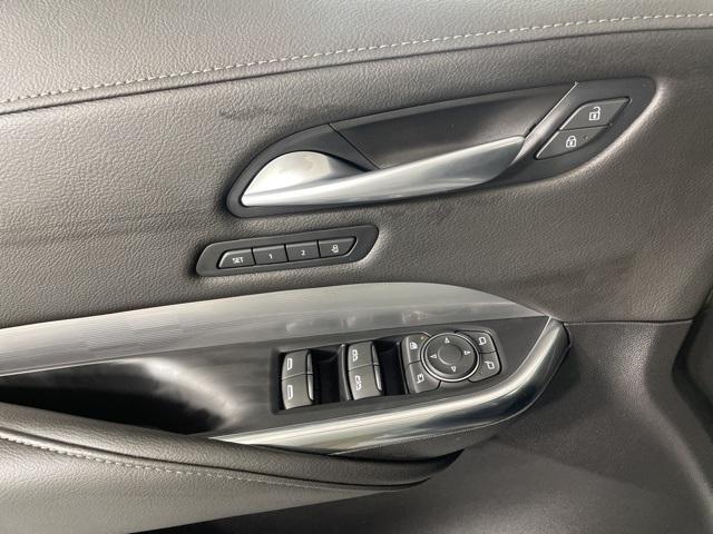 used 2025 Cadillac XT4 car, priced at $37,500