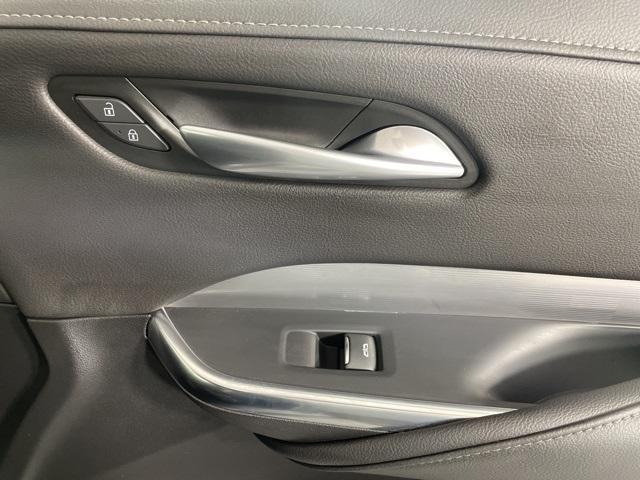 used 2025 Cadillac XT4 car, priced at $37,500