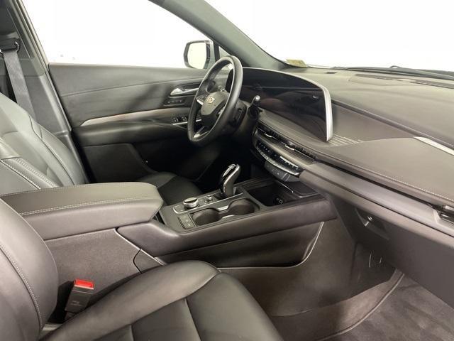used 2025 Cadillac XT4 car, priced at $37,500