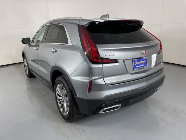 used 2025 Cadillac XT4 car, priced at $37,500