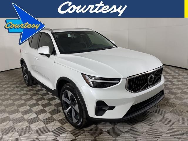 new 2025 Volvo XC40 car, priced at $47,785