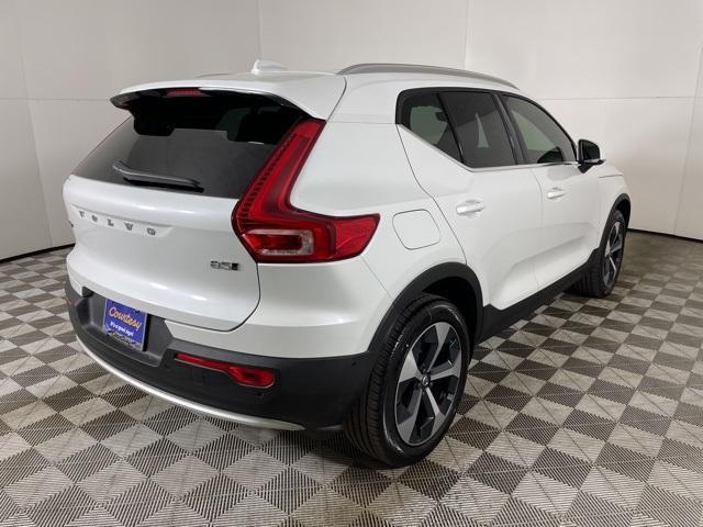 new 2025 Volvo XC40 car, priced at $47,785