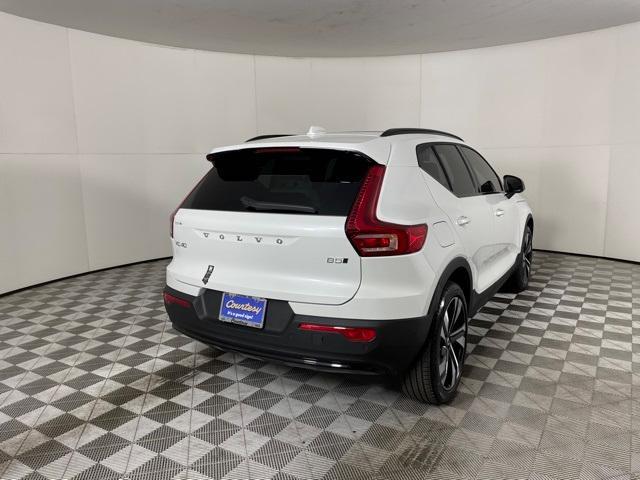 new 2024 Volvo XC40 car, priced at $48,685