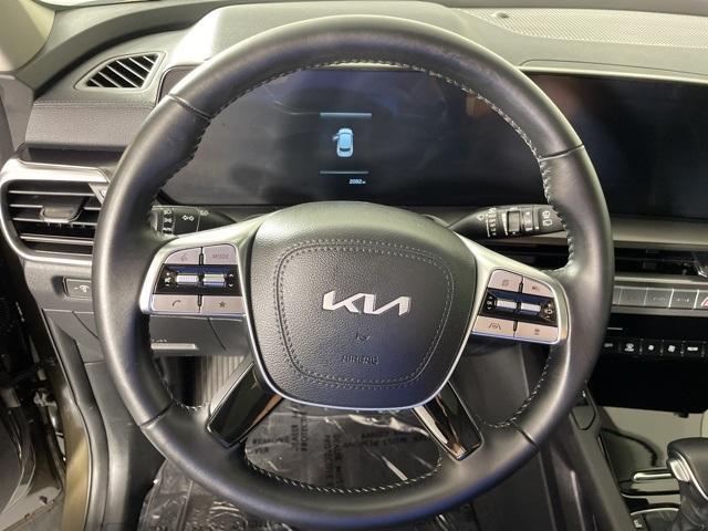 used 2025 Kia Telluride car, priced at $37,000