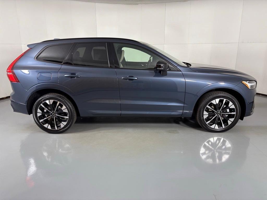 new 2026 Volvo XC60 car, priced at $55,425