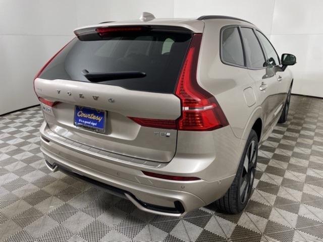 new 2025 Volvo XC60 Plug-In Hybrid car, priced at $64,235