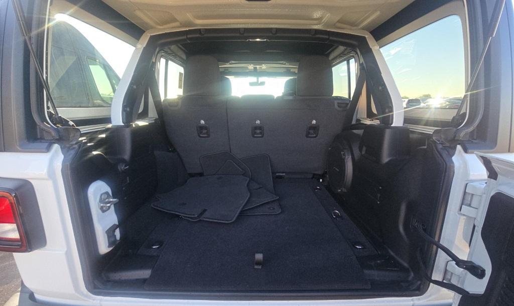 used 2021 Jeep Wrangler Unlimited car, priced at $38,000