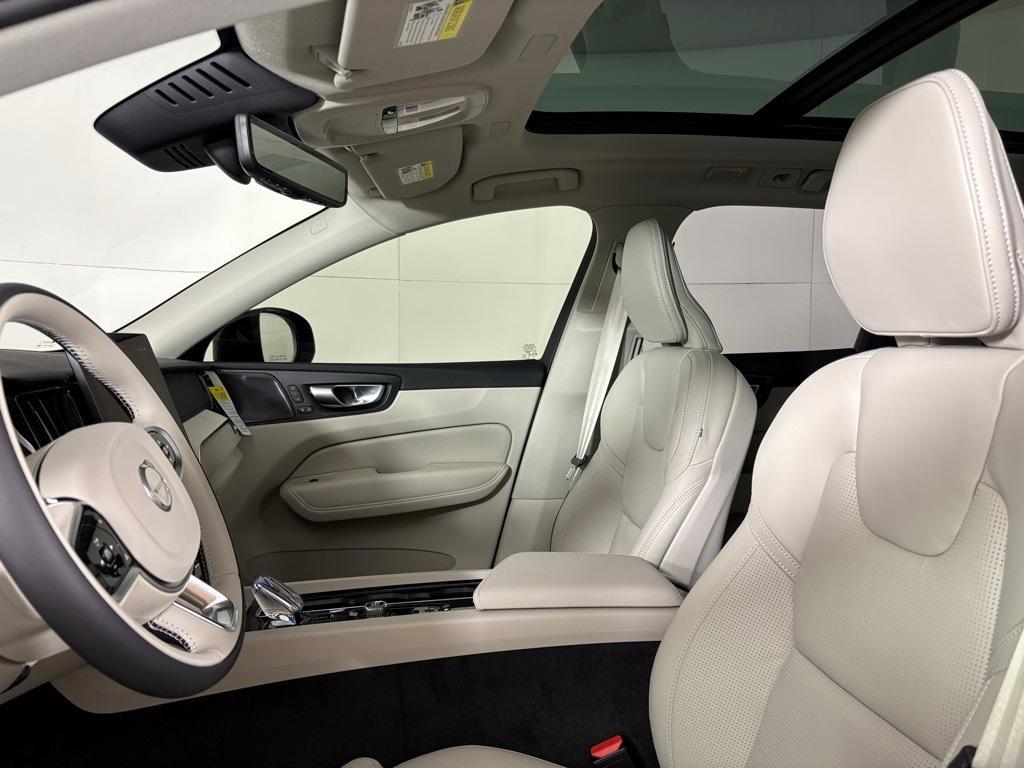 new 2026 Volvo XC60 car, priced at $62,370