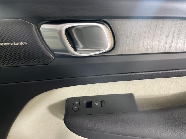 new 2026 Volvo XC40 car