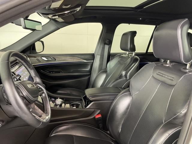 used 2022 Jeep Grand Cherokee car, priced at $39,500