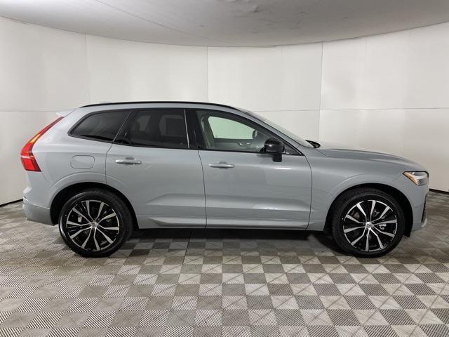 new 2025 Volvo XC60 car, priced at $53,475