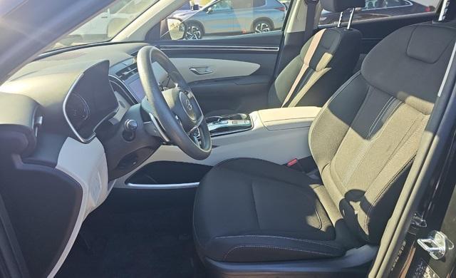 used 2024 Hyundai TUCSON Hybrid car, priced at $32,000