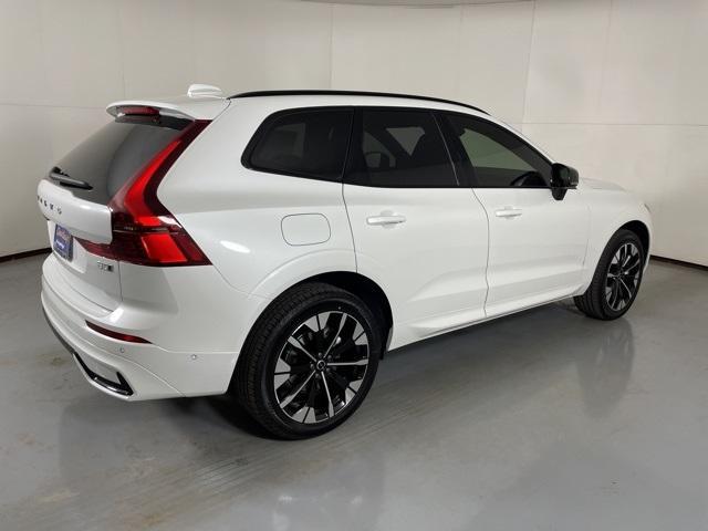 new 2026 Volvo XC60 car, priced at $55,815