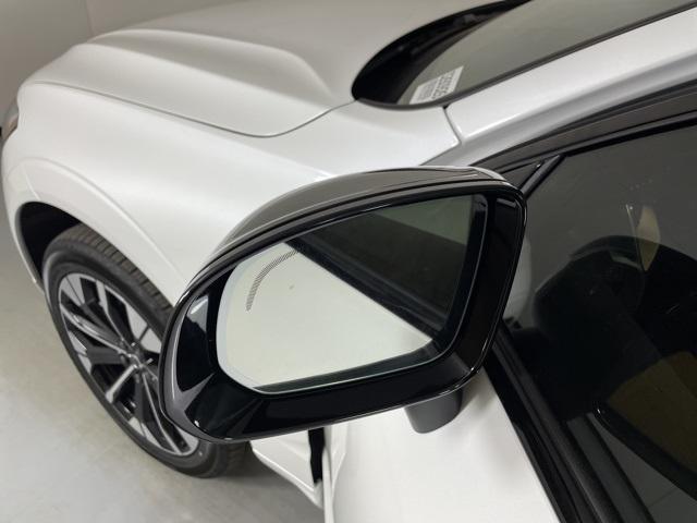 new 2026 Volvo XC60 car, priced at $55,815