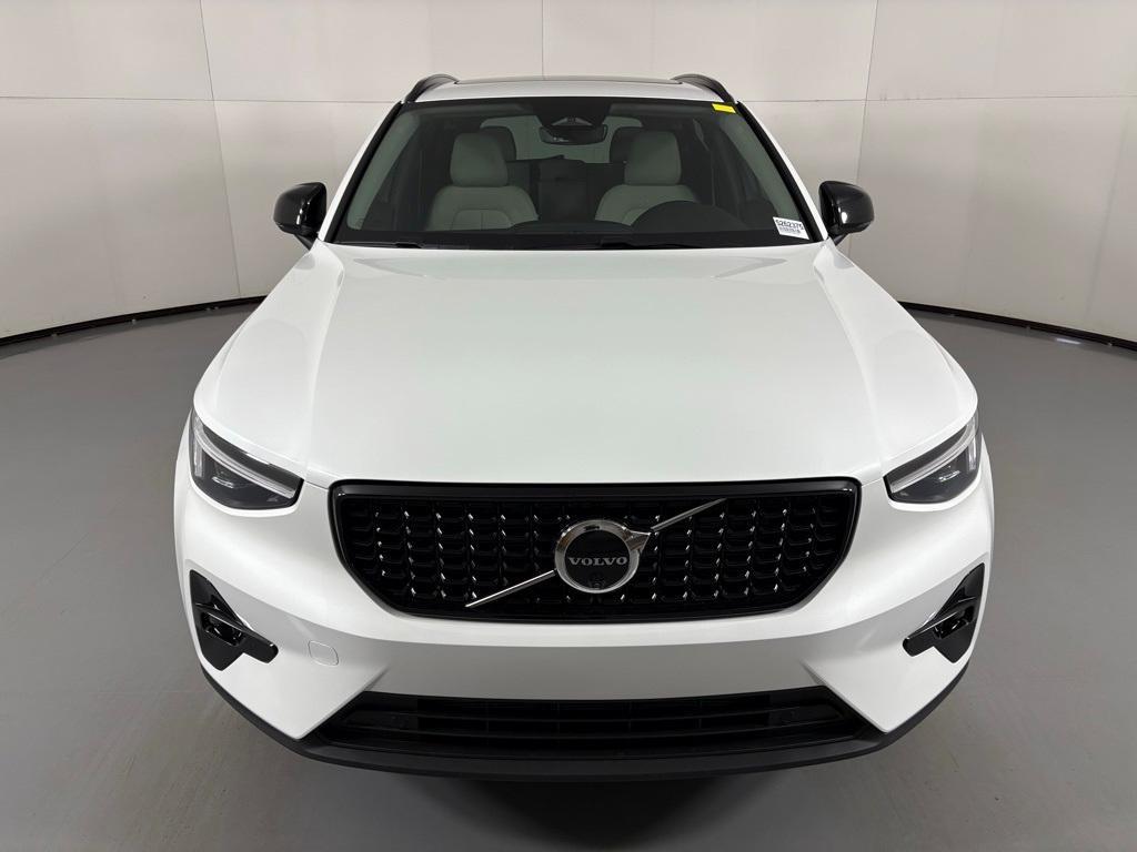 new 2026 Volvo XC40 car, priced at $48,600