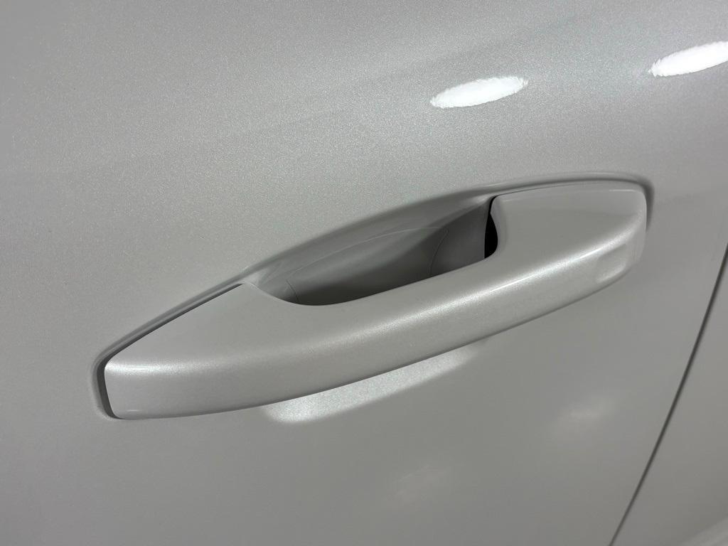 new 2026 Volvo XC40 car, priced at $48,600