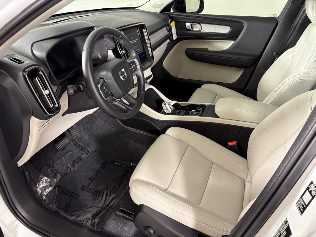 new 2026 Volvo XC40 car, priced at $48,600