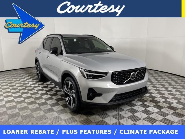 new 2024 Volvo XC40 car, priced at $46,505