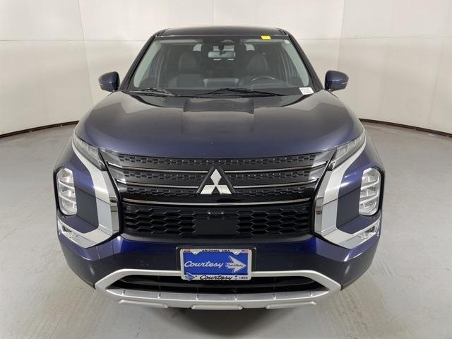 used 2024 Mitsubishi Outlander car, priced at $23,000