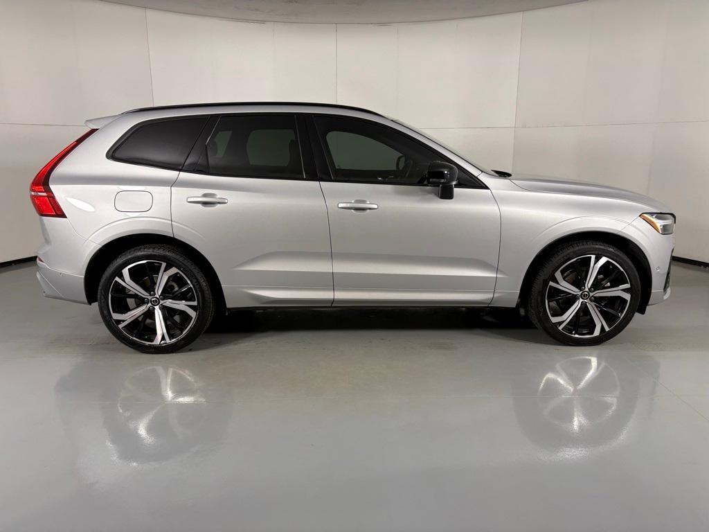used 2022 Volvo XC60 car, priced at $36,000