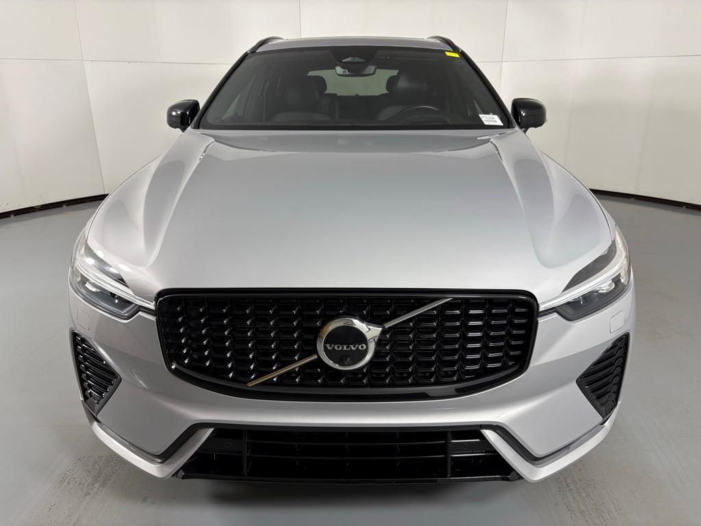 used 2022 Volvo XC60 car, priced at $36,000
