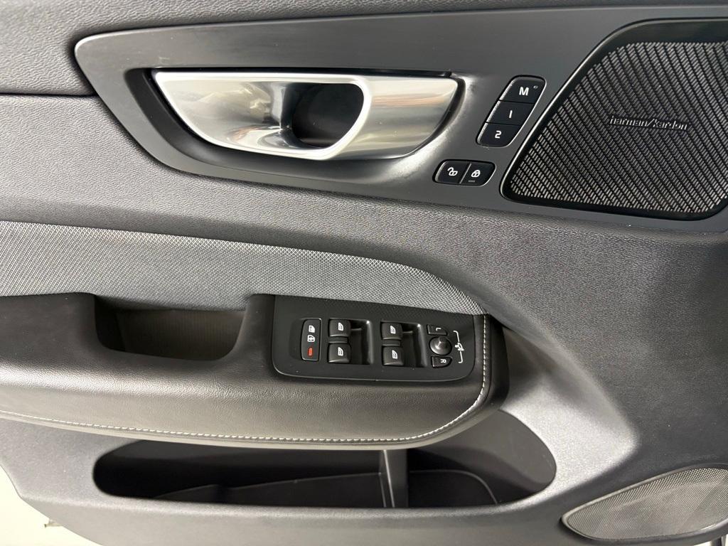 used 2022 Volvo XC60 car, priced at $36,000