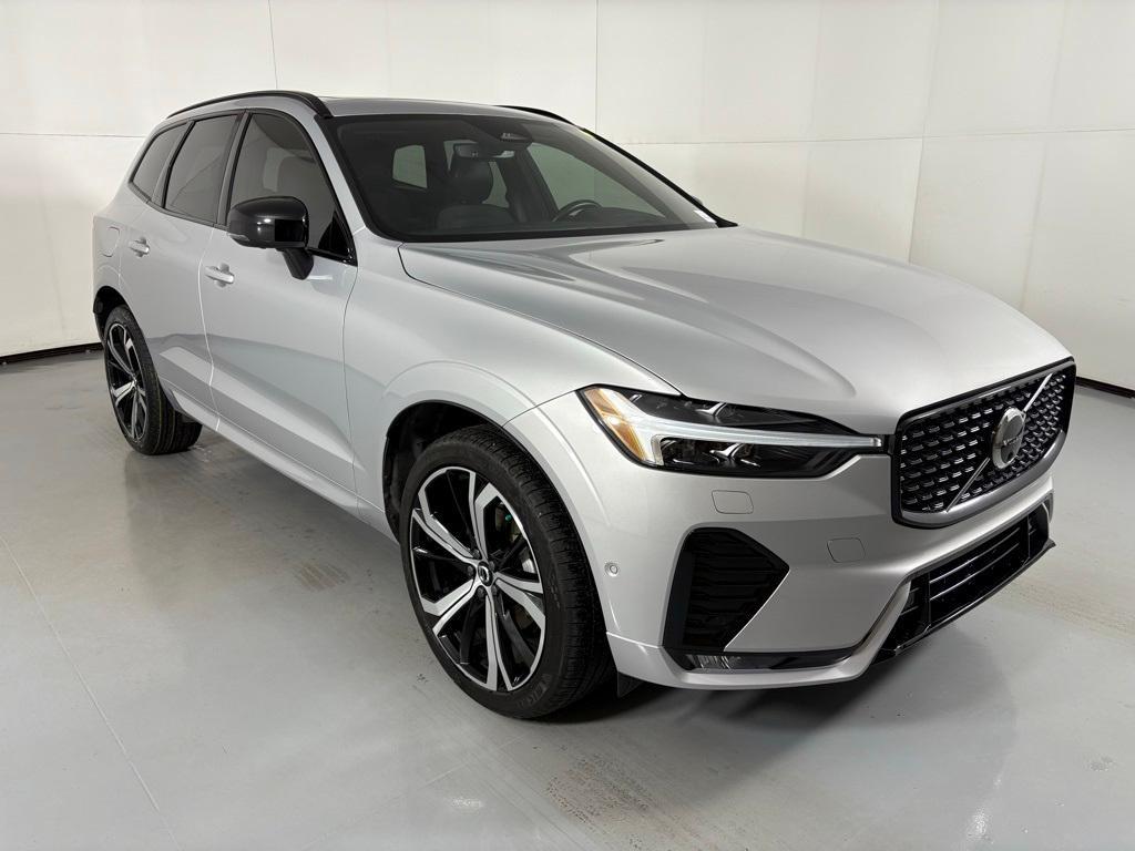 used 2022 Volvo XC60 car, priced at $36,000