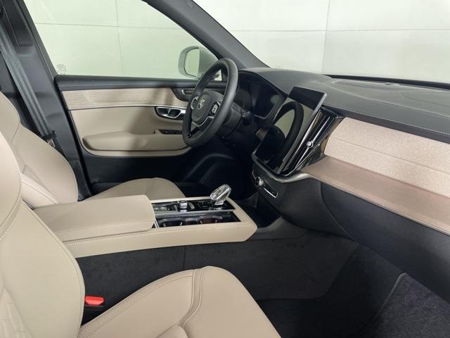 new 2025 Volvo XC90 car, priced at $65,445