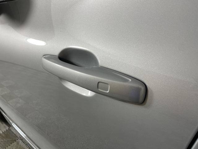 used 2022 Volvo XC60 car, priced at $43,500