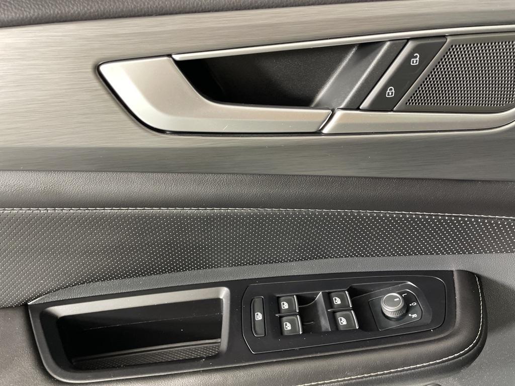 used 2024 Volkswagen Atlas Cross Sport car, priced at $28,500